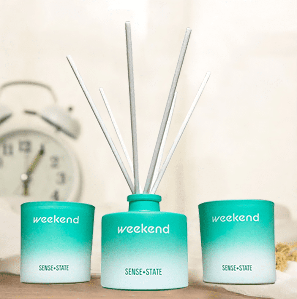 The Home Fragrance Kit-Scented Candle Set with Reed Diffuser - Two candles for home scented with a fresh tropical fragrance &amp; a BONUS scent diffuser.